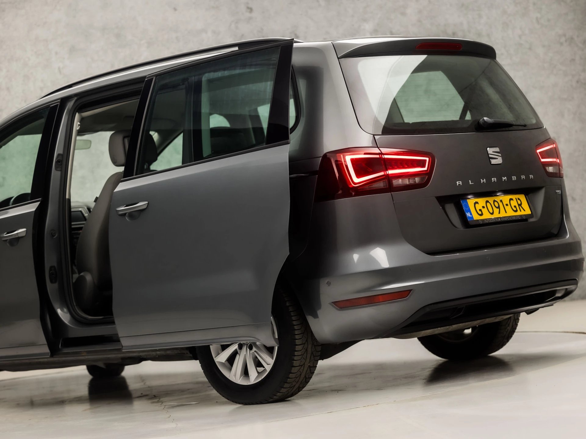 Hoofdafbeelding SEAT Alhambra