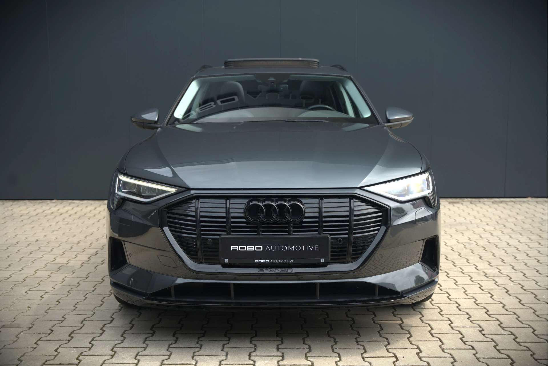 Hoofdafbeelding Audi e-tron