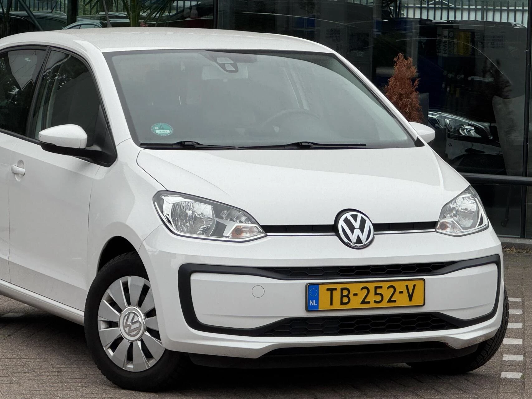 Hoofdafbeelding Volkswagen up!