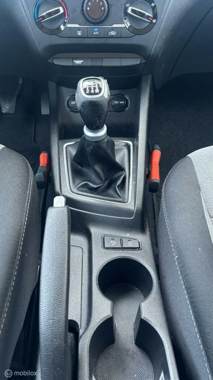 Hoofdafbeelding Hyundai i20