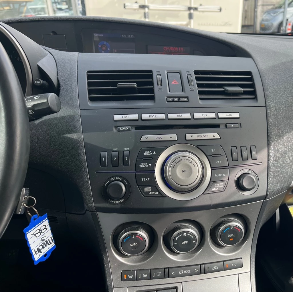 Hoofdafbeelding Mazda 3