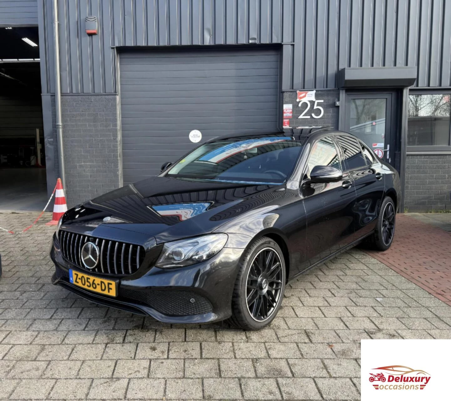 Hoofdafbeelding Mercedes-Benz E-Klasse