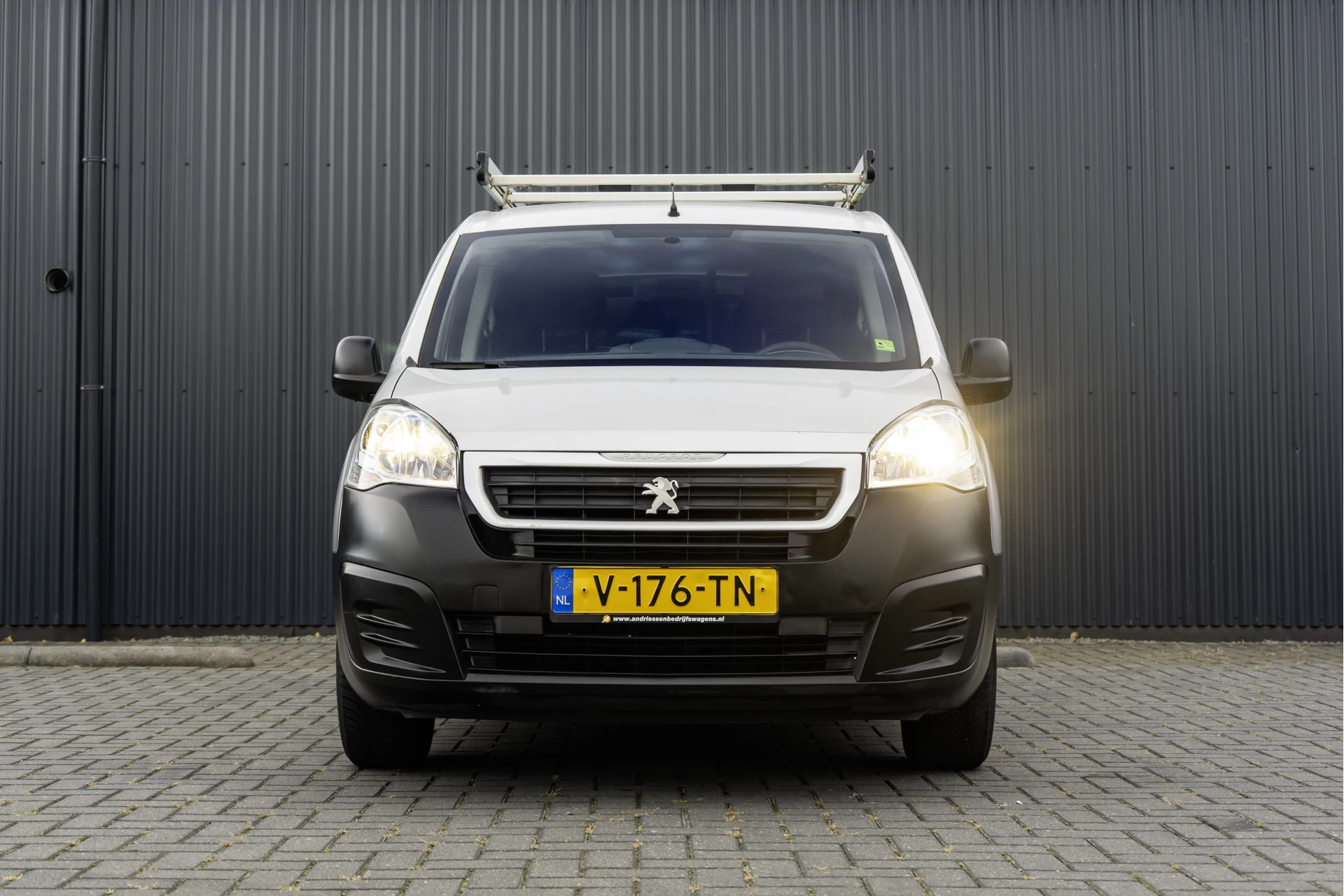 Hoofdafbeelding Peugeot Partner