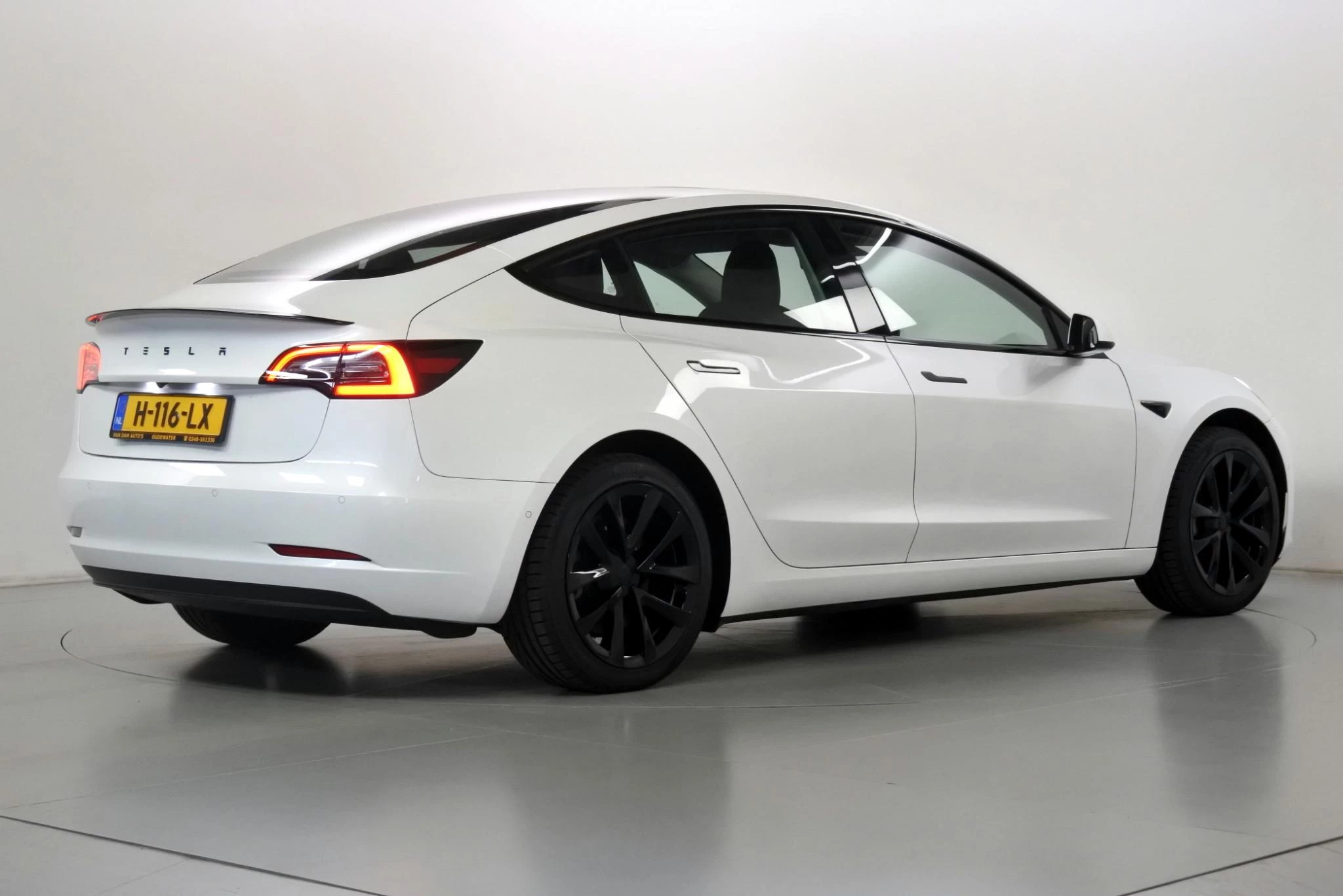 Hoofdafbeelding Tesla Model 3