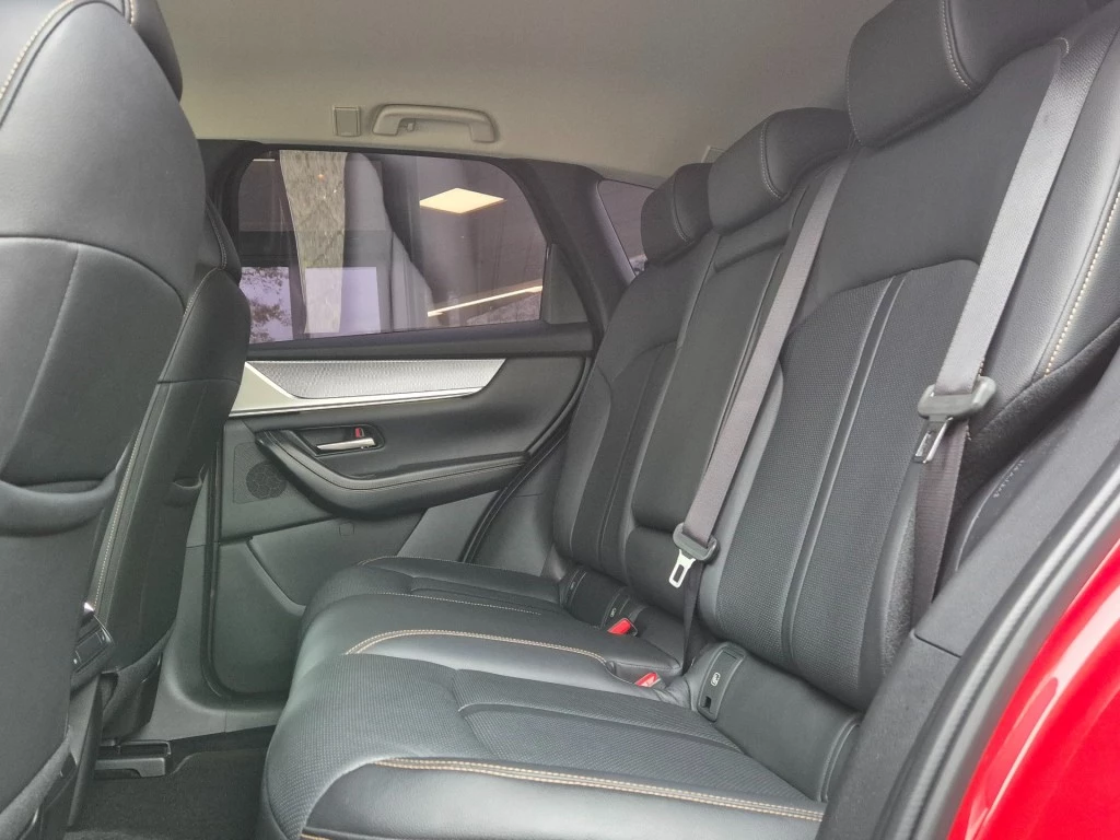 Hoofdafbeelding Mazda CX-60