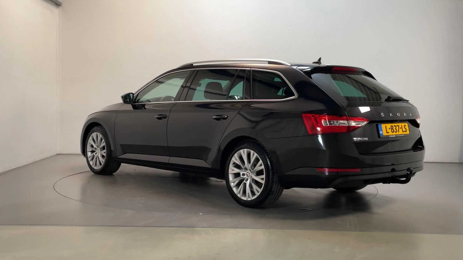 Hoofdafbeelding Škoda Superb