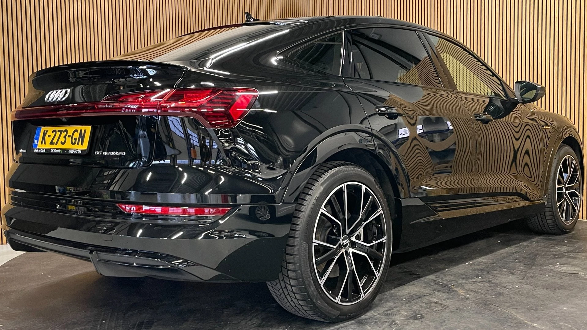 Hoofdafbeelding Audi e-tron