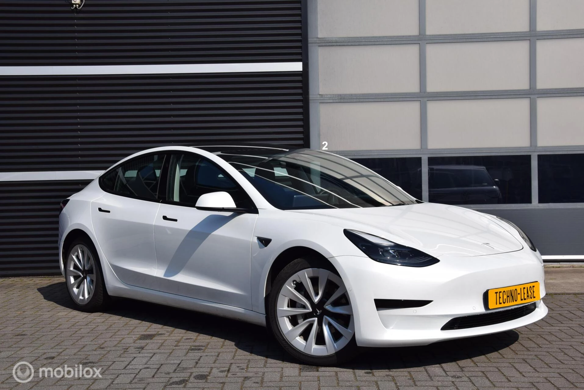 Hoofdafbeelding Tesla Model 3
