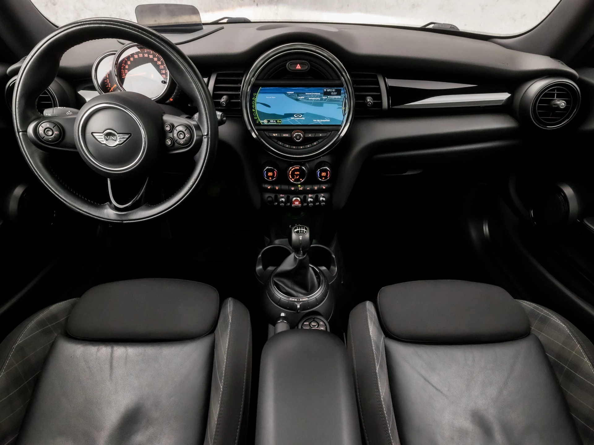 Hoofdafbeelding MINI Cooper