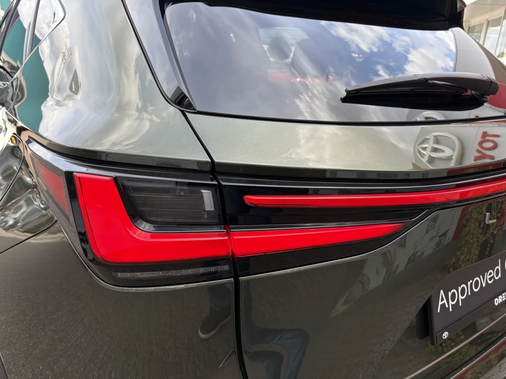 Hoofdafbeelding Lexus NX