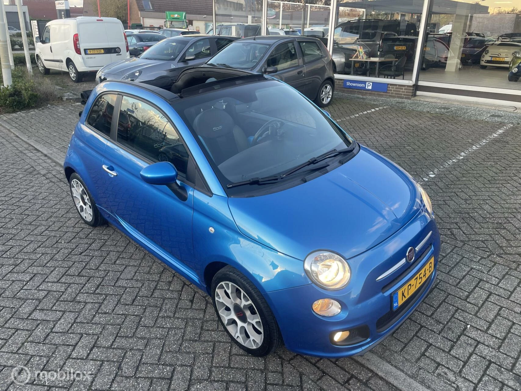 Hoofdafbeelding Fiat 500C