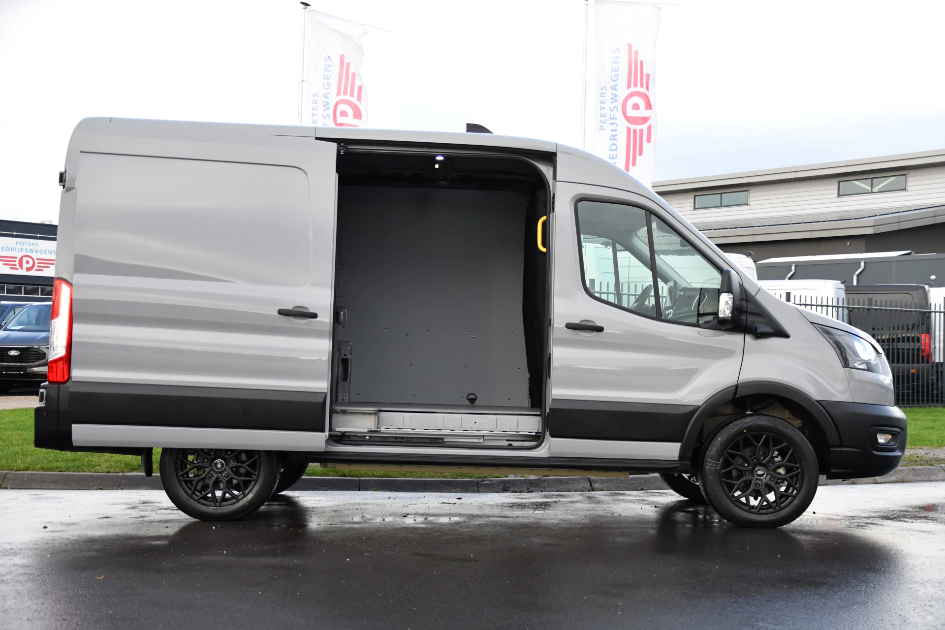 Hoofdafbeelding Ford E-Transit