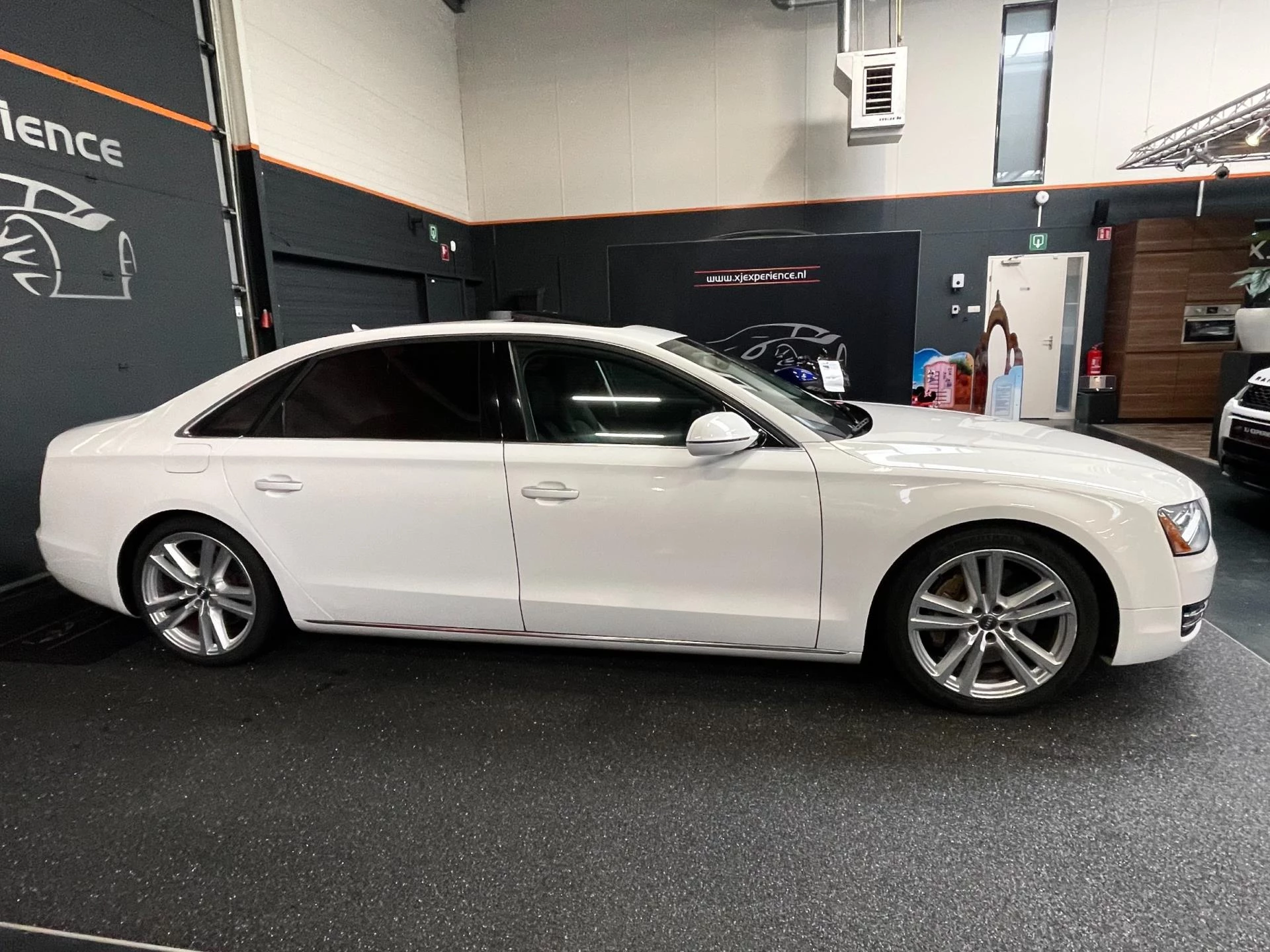 Hoofdafbeelding Audi A8