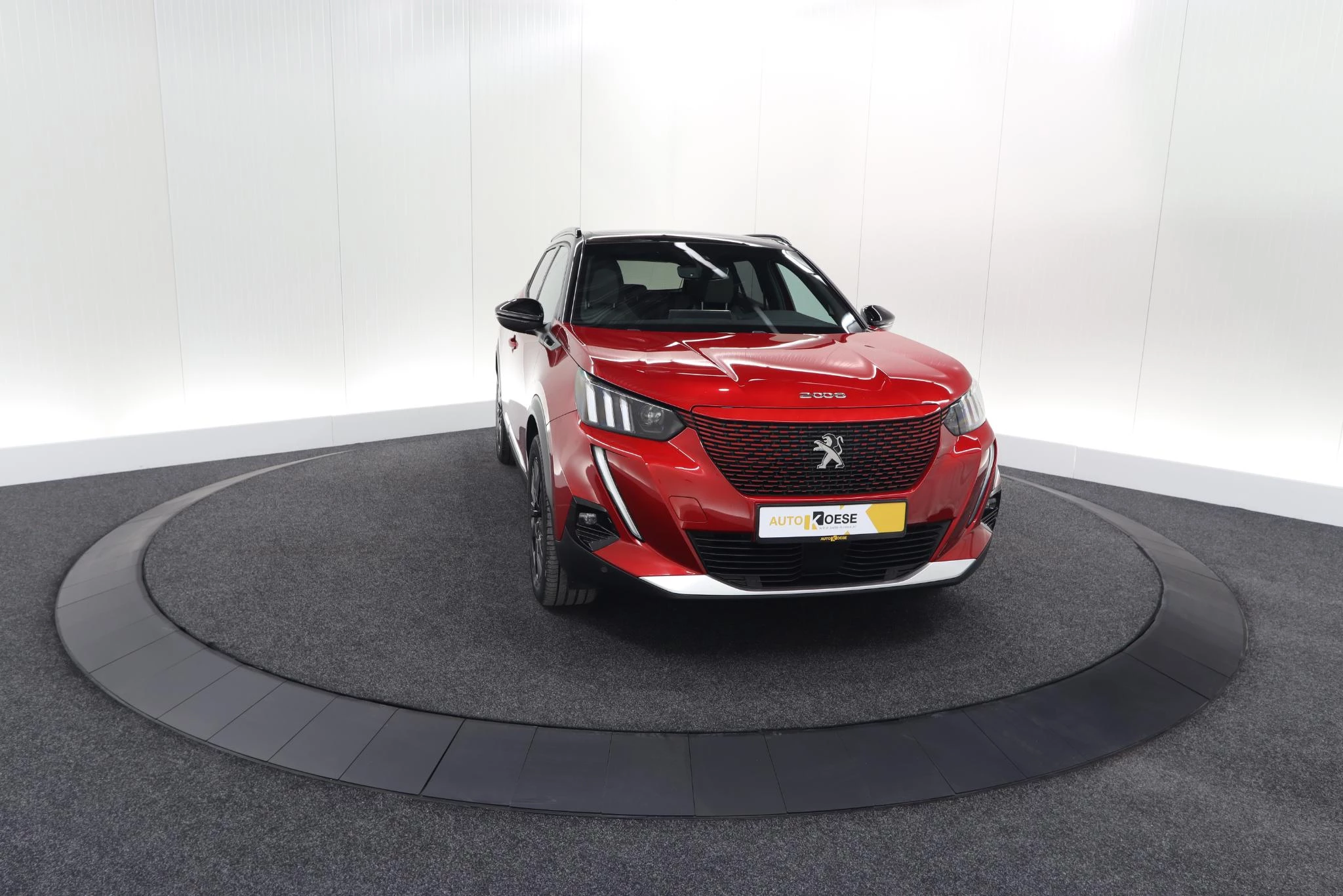 Hoofdafbeelding Peugeot e-2008