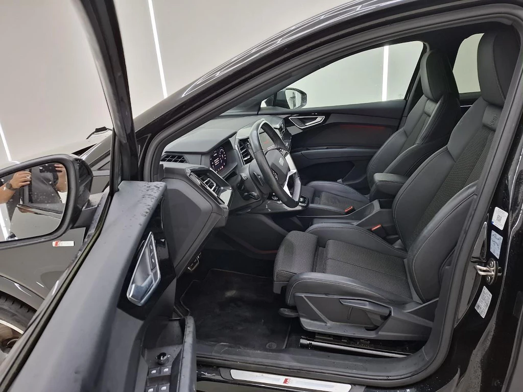 Hoofdafbeelding Audi Q4 e-tron