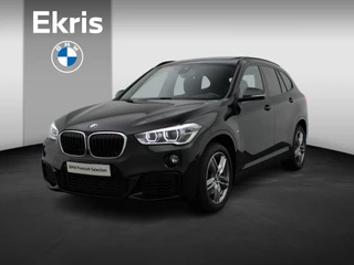 BMW X1 sDrive20i High Executive | M Sportpakket | Achteruitrijcamera | Panoramadak | Driving Assistant Plus | Active Cruise Control | Head-Up Display | Harman Kardon | 18''