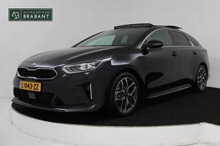 Hoofdafbeelding Kia ProCeed Kia ProCeed 1.5 T-GDI GT-Line (PANORAMADAK, ACHTERUITRIJCAMERA, NAVIGATIE, AUTOMAAT, STOEL/STUUR VERWARMING, NL-AUTO)