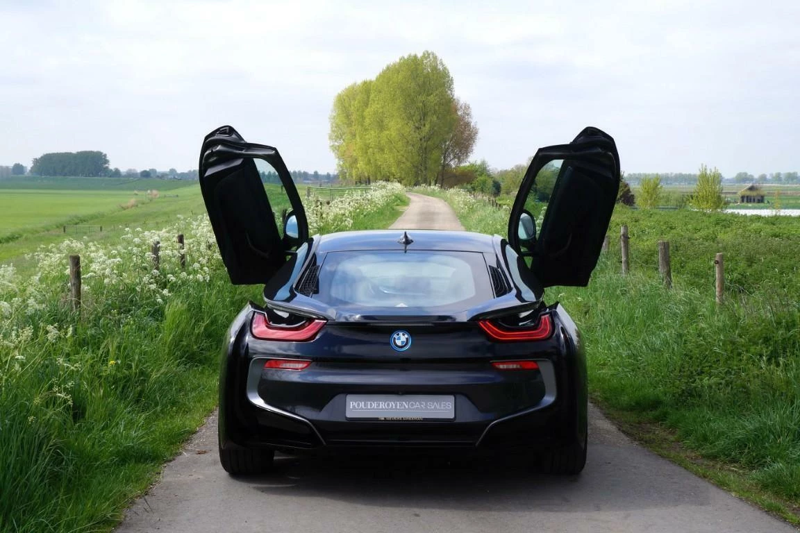 Hoofdafbeelding BMW i8