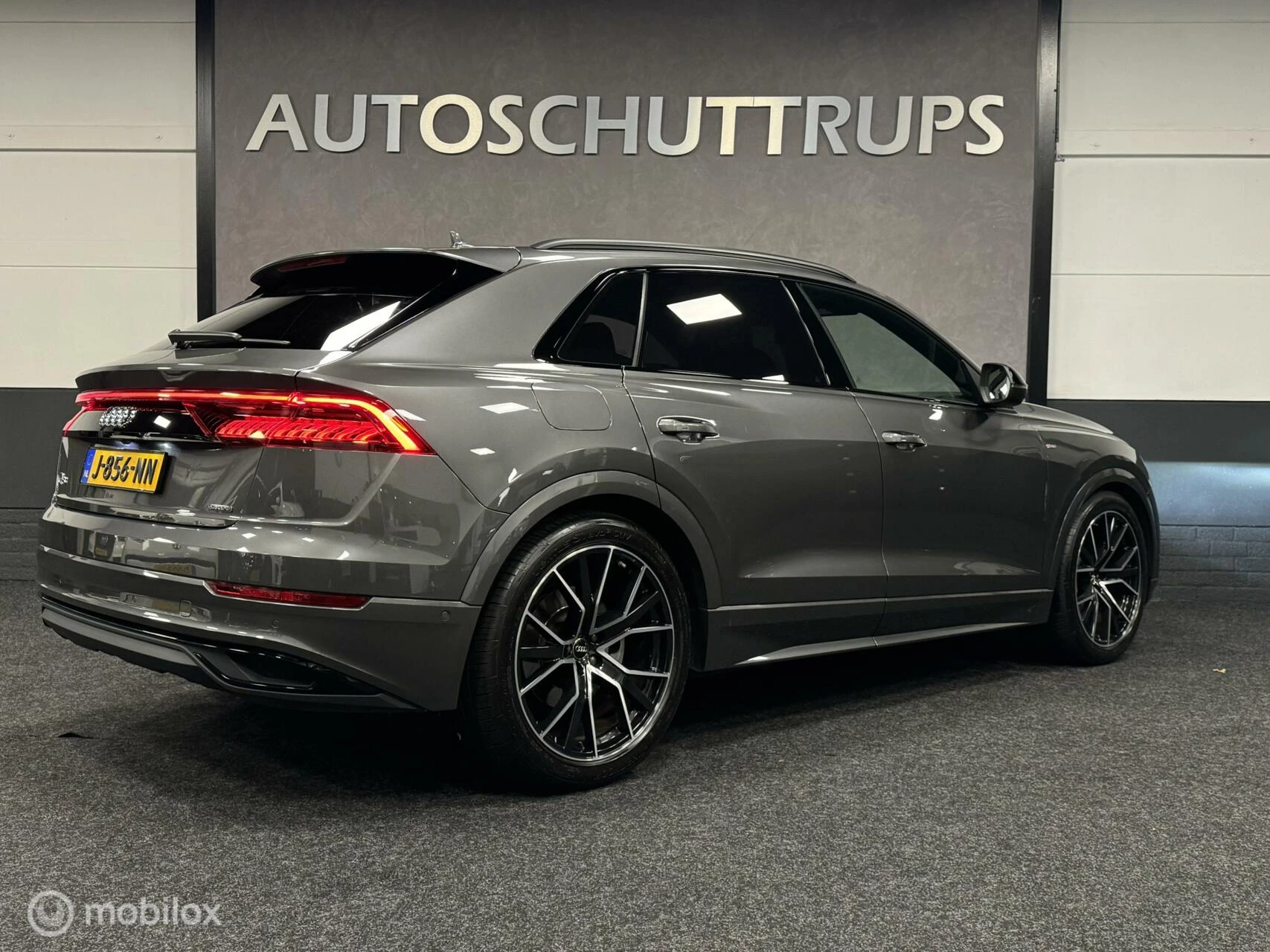 Hoofdafbeelding Audi Q8