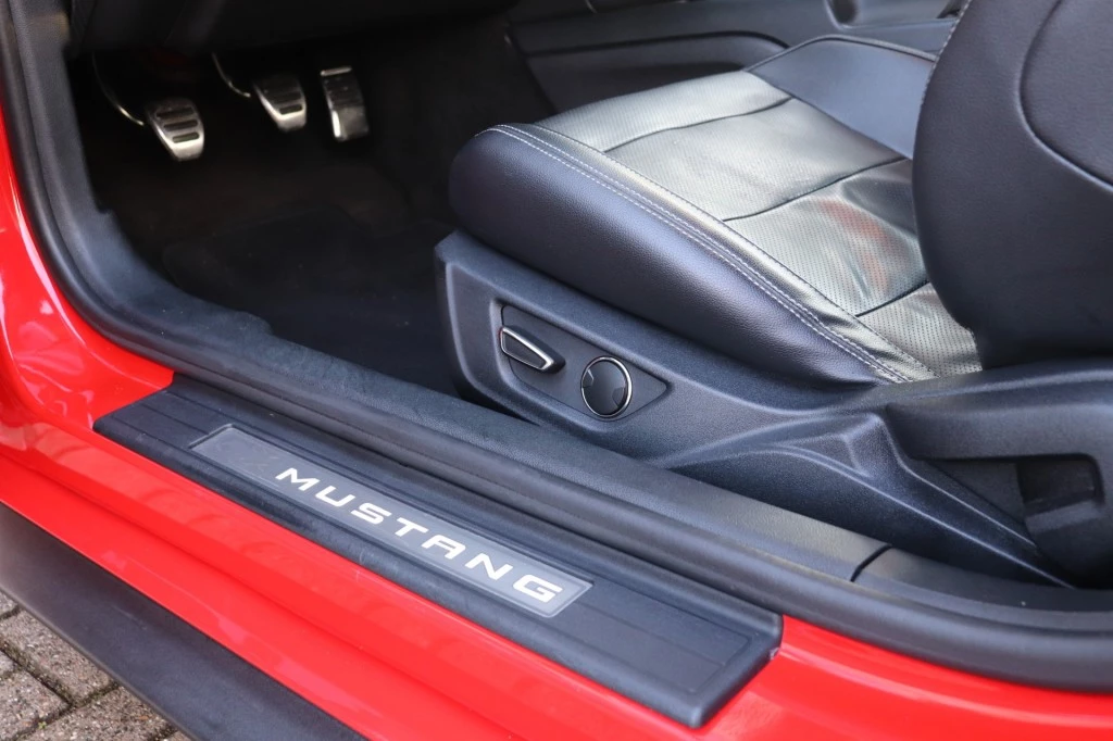 Hoofdafbeelding Ford Mustang