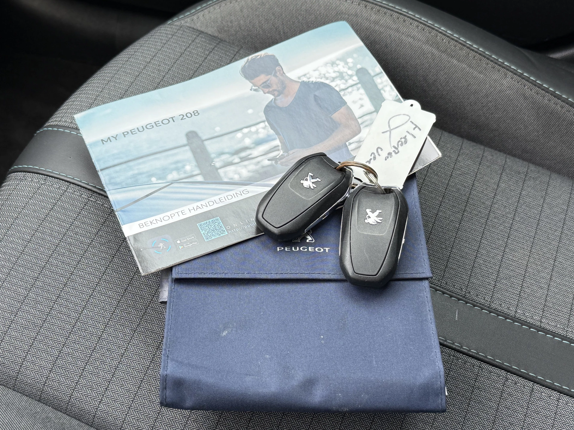 Hoofdafbeelding Peugeot 208