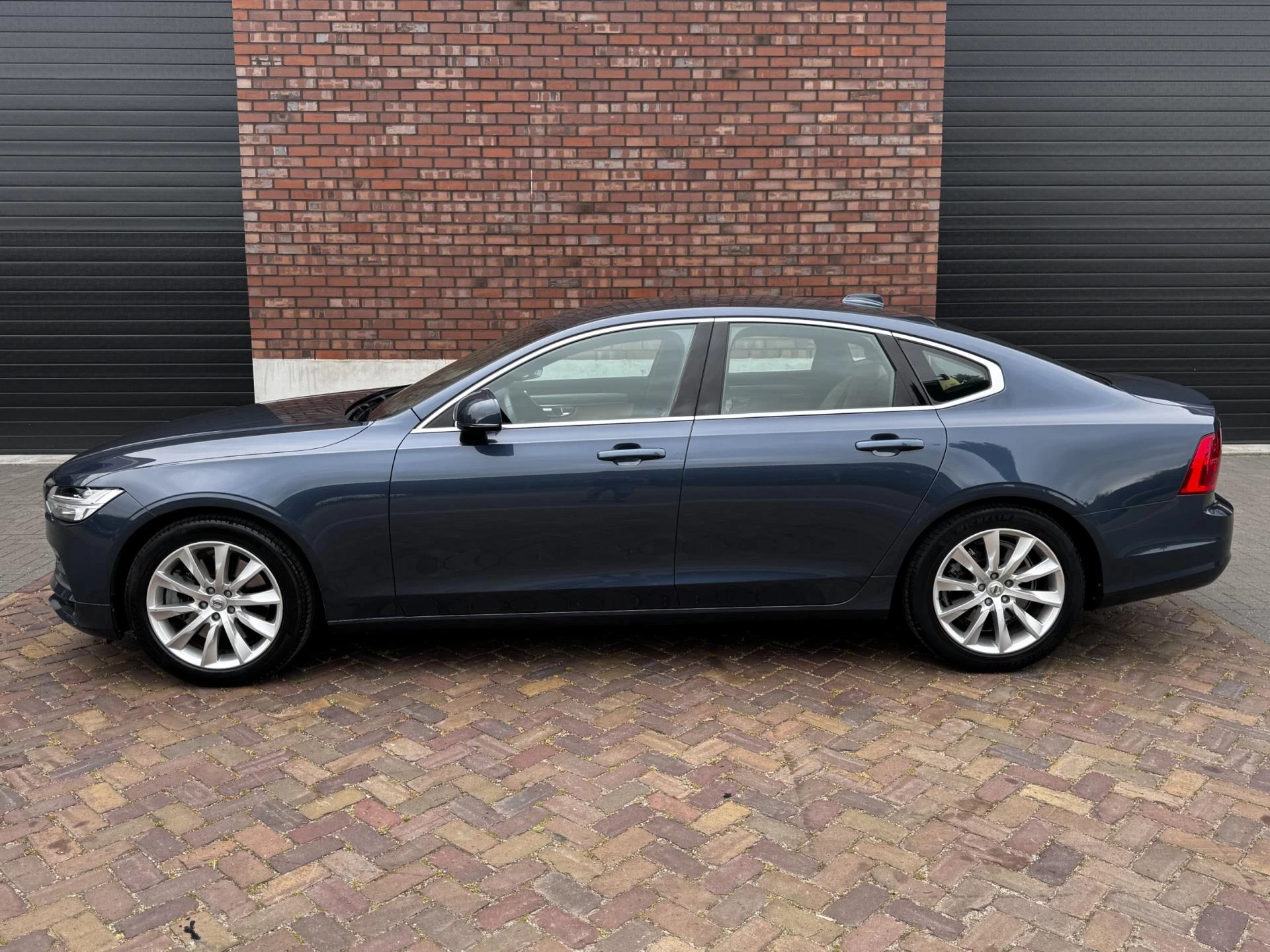 Hoofdafbeelding Volvo S90