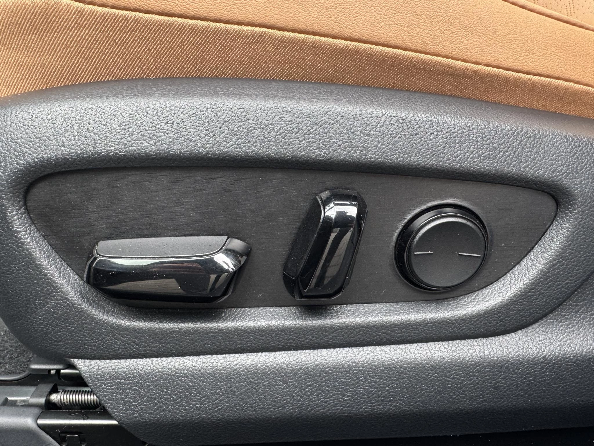 Hoofdafbeelding Lexus UX