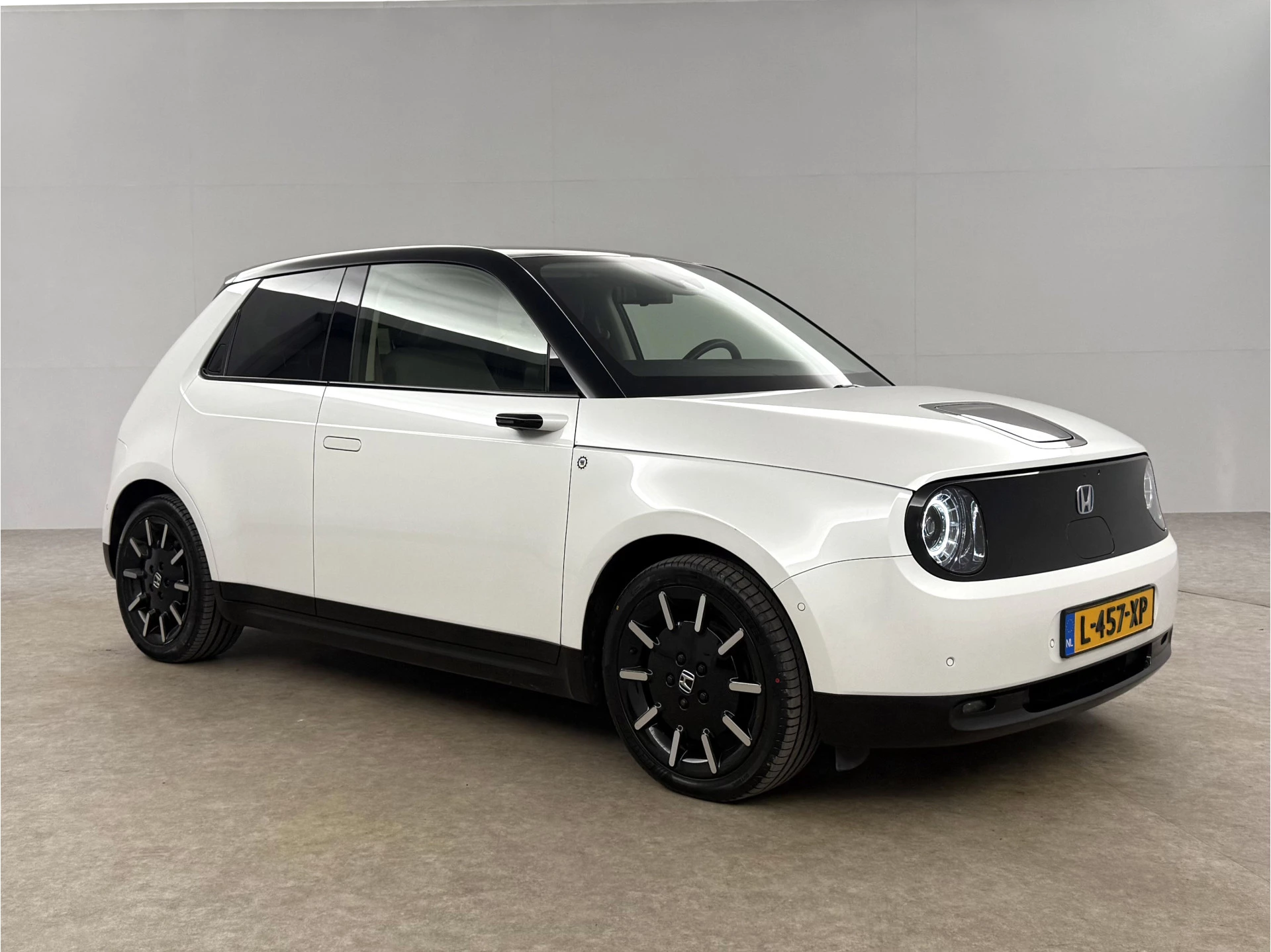 Hoofdafbeelding Honda e