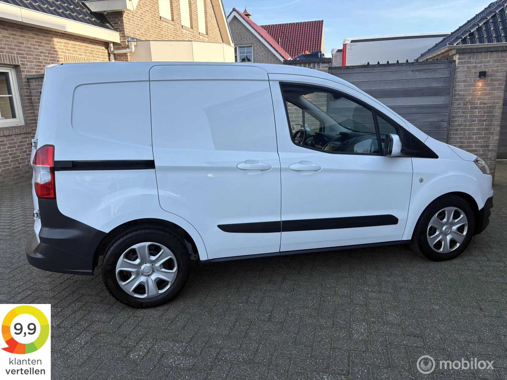 Hoofdafbeelding Ford Transit Courier