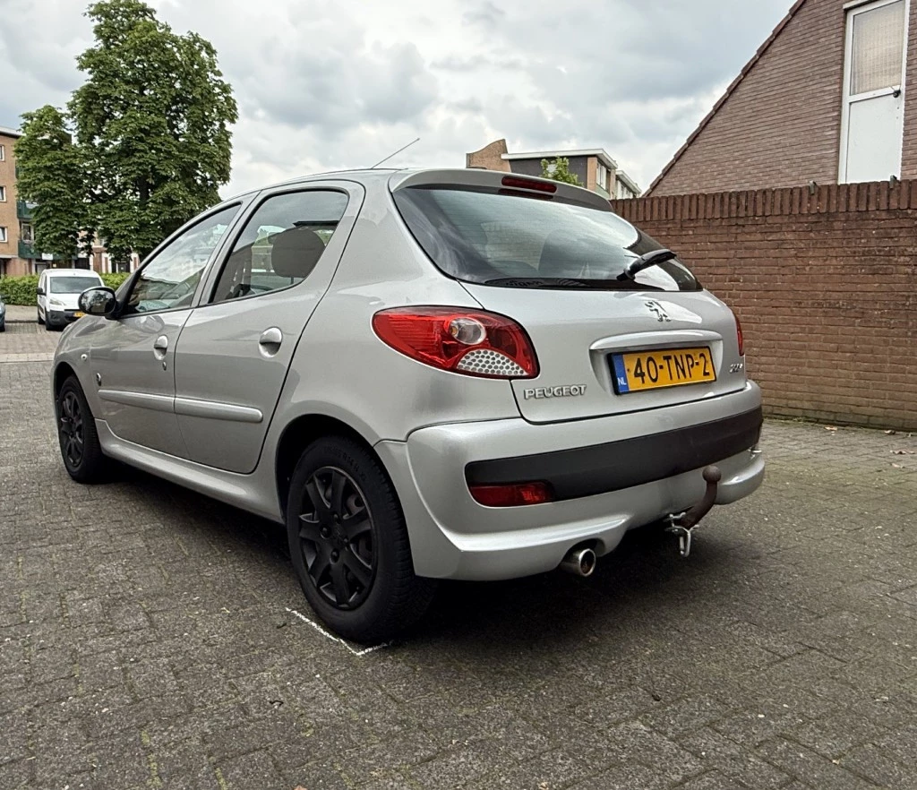 Hoofdafbeelding Peugeot 206+