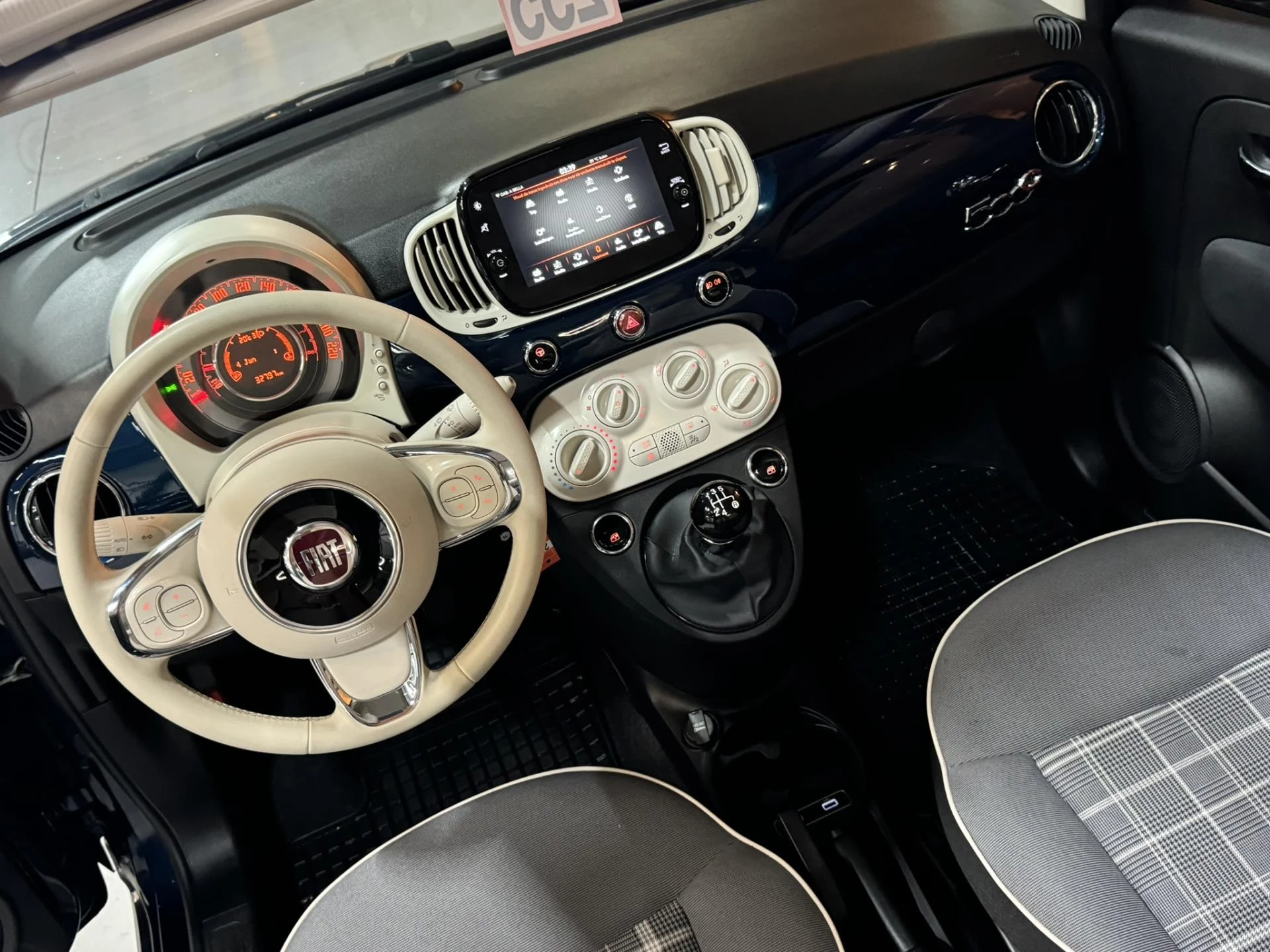 Hoofdafbeelding Fiat 500C