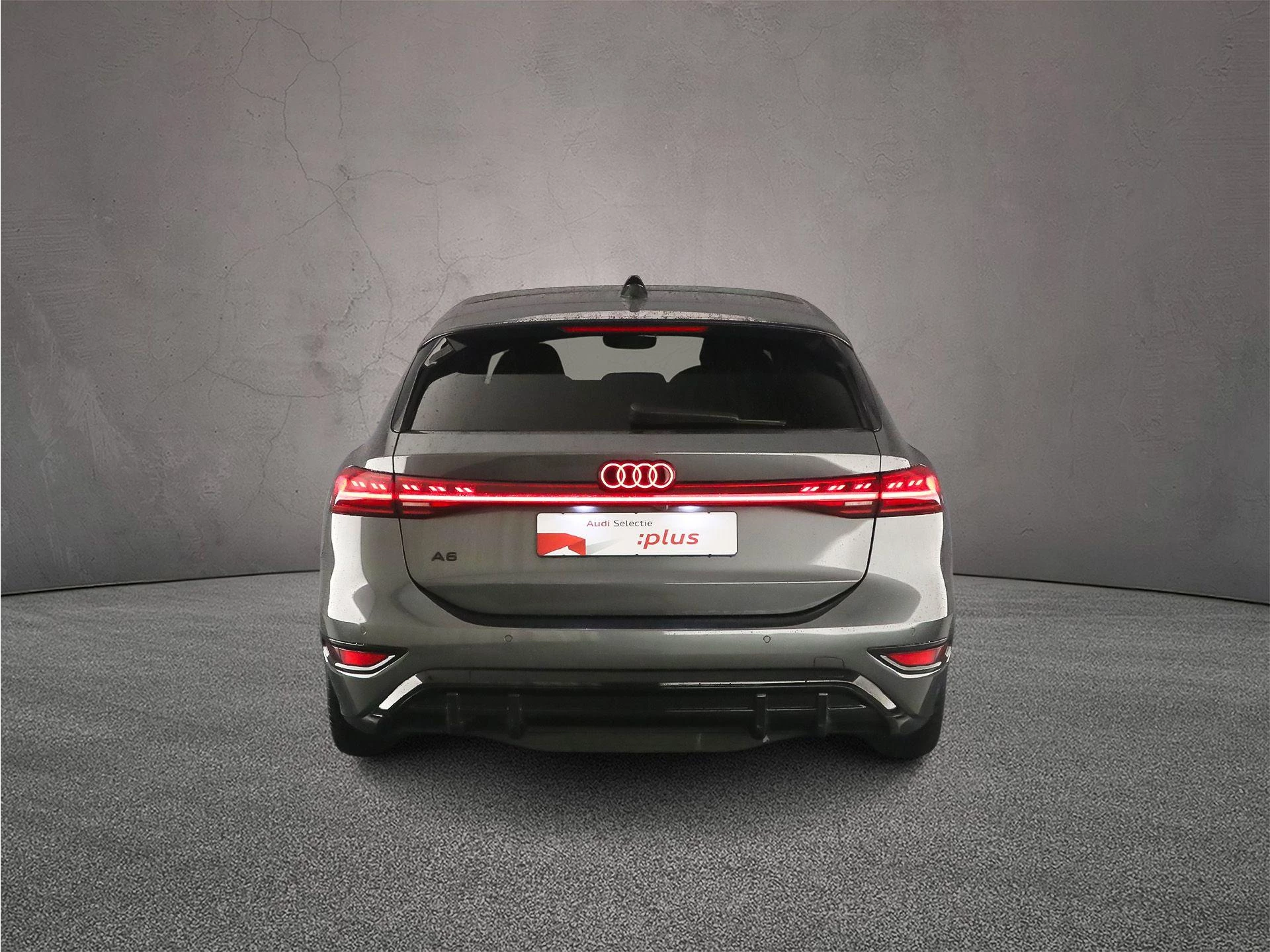 Hoofdafbeelding Audi A6 Avant e-tron