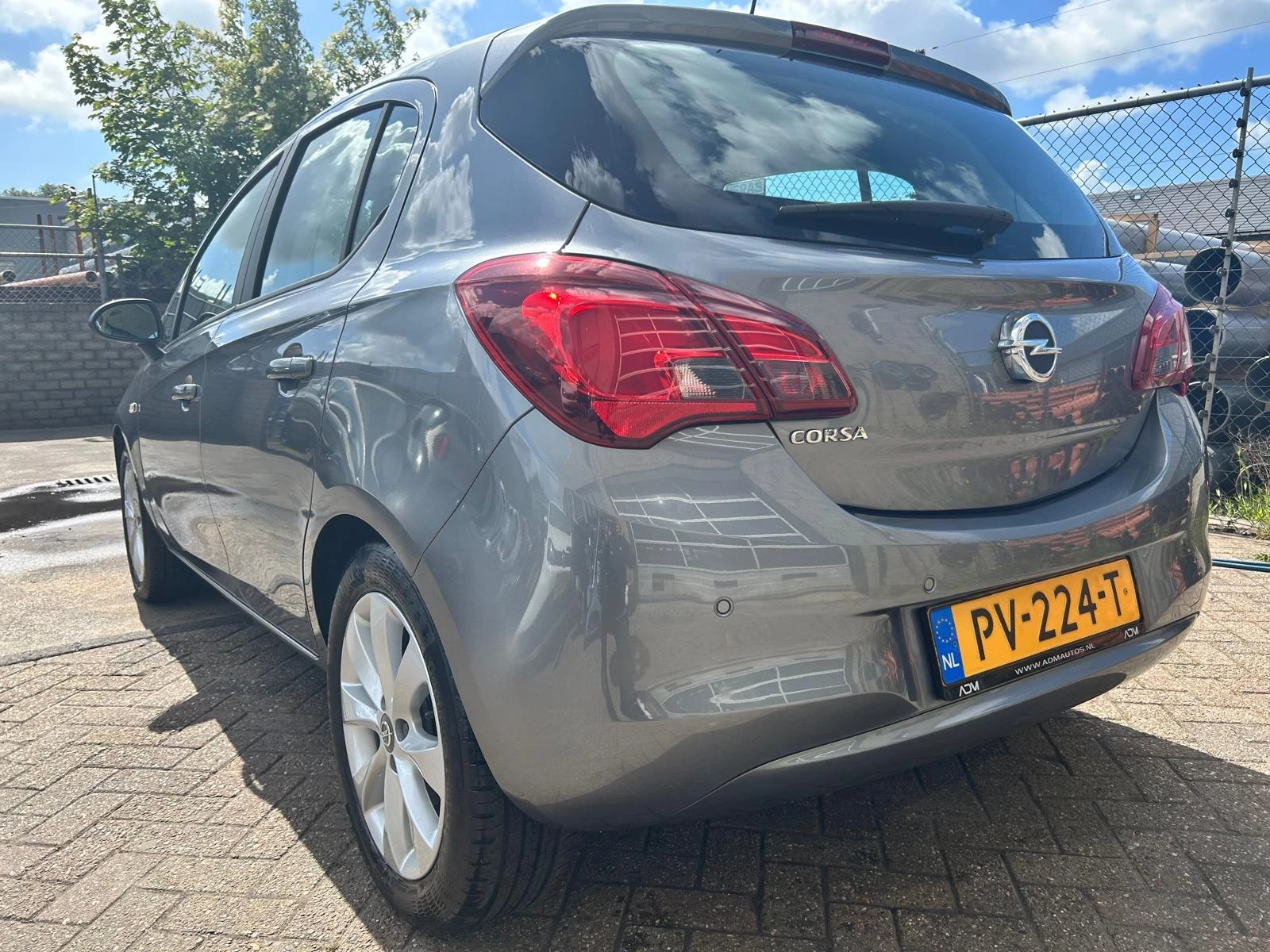 Hoofdafbeelding Opel Corsa