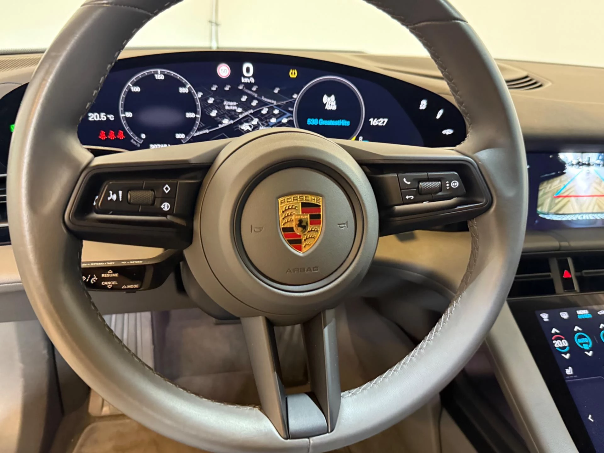 Hoofdafbeelding Porsche Taycan