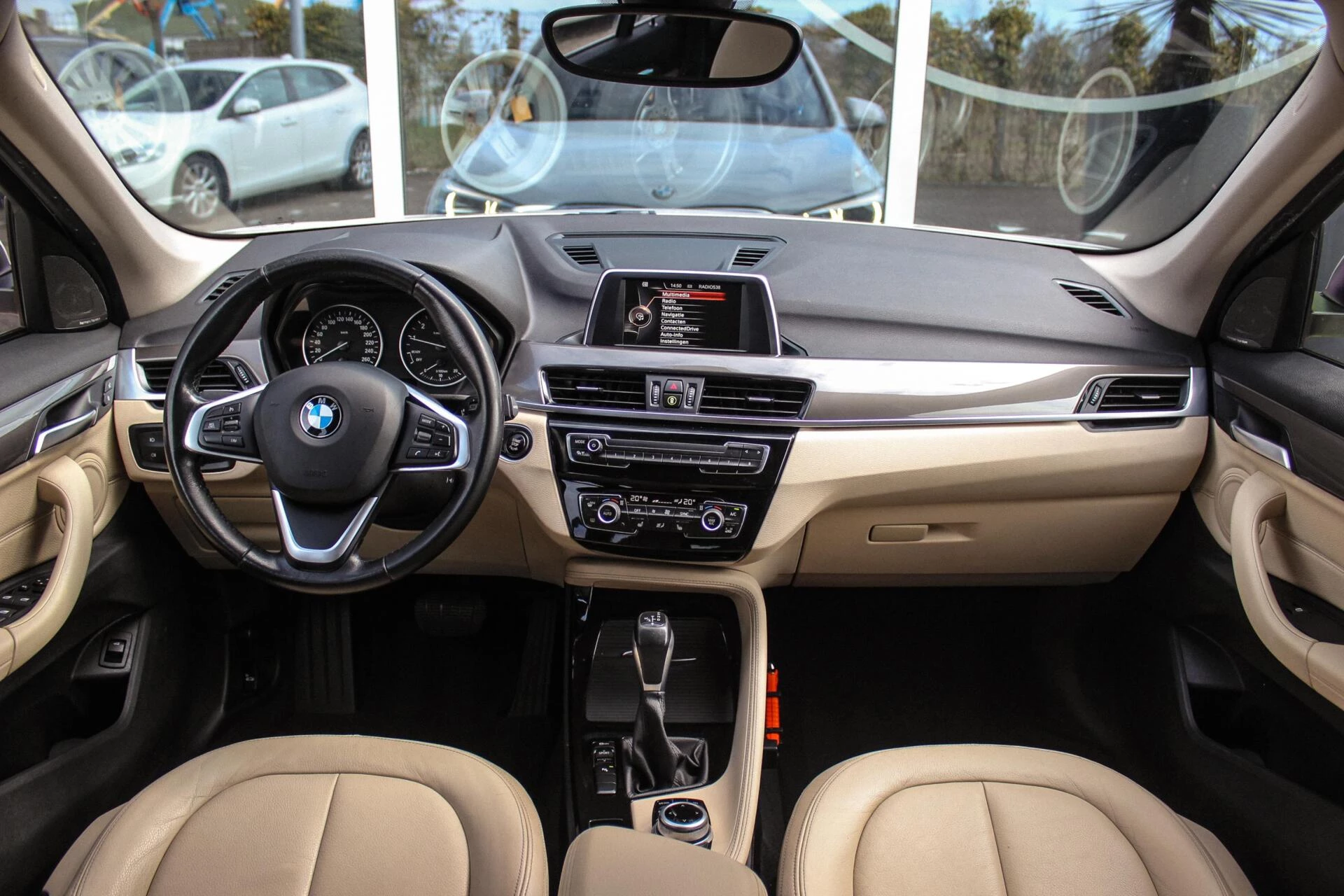 Hoofdafbeelding BMW X1