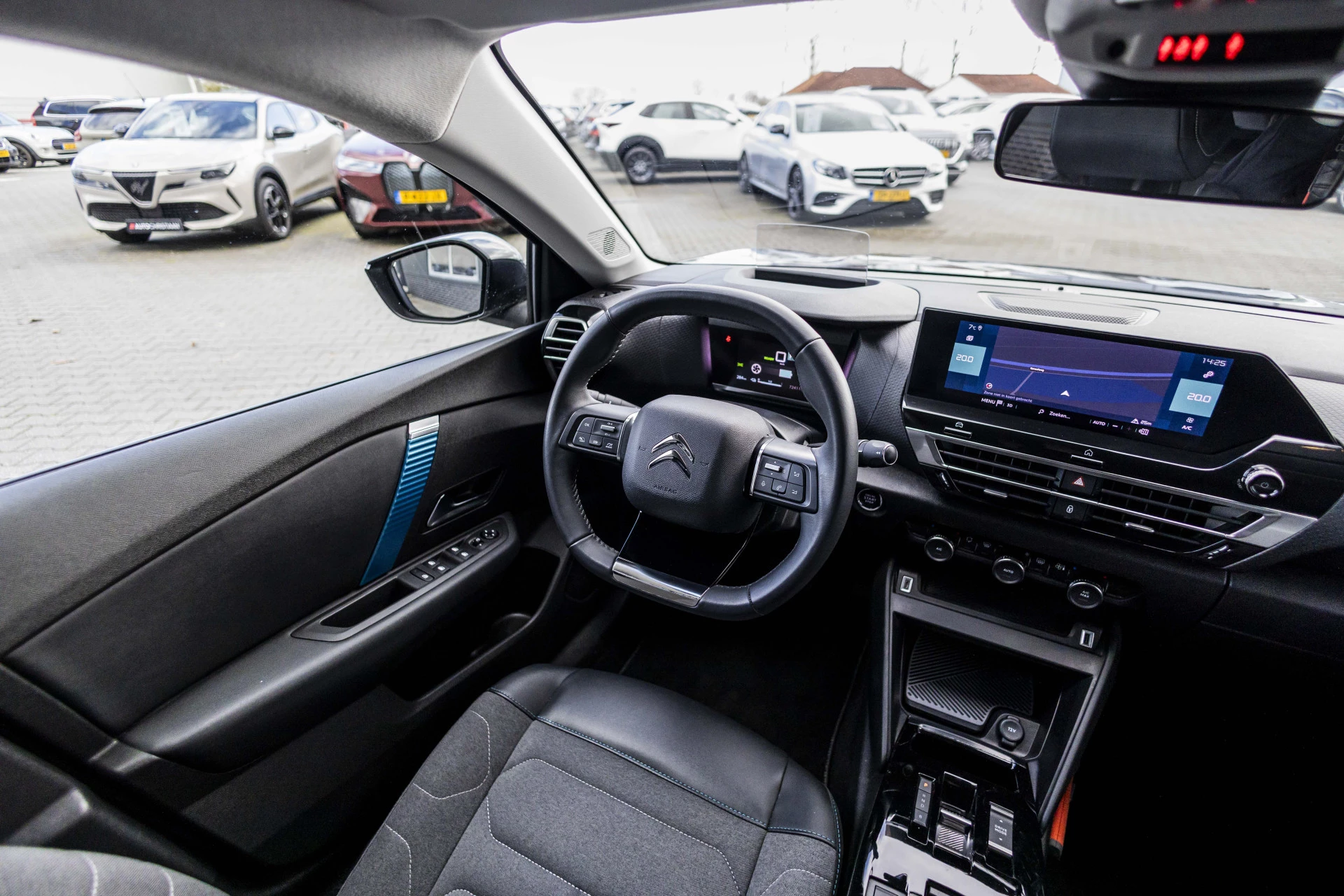 Hoofdafbeelding Citroën ë-C4