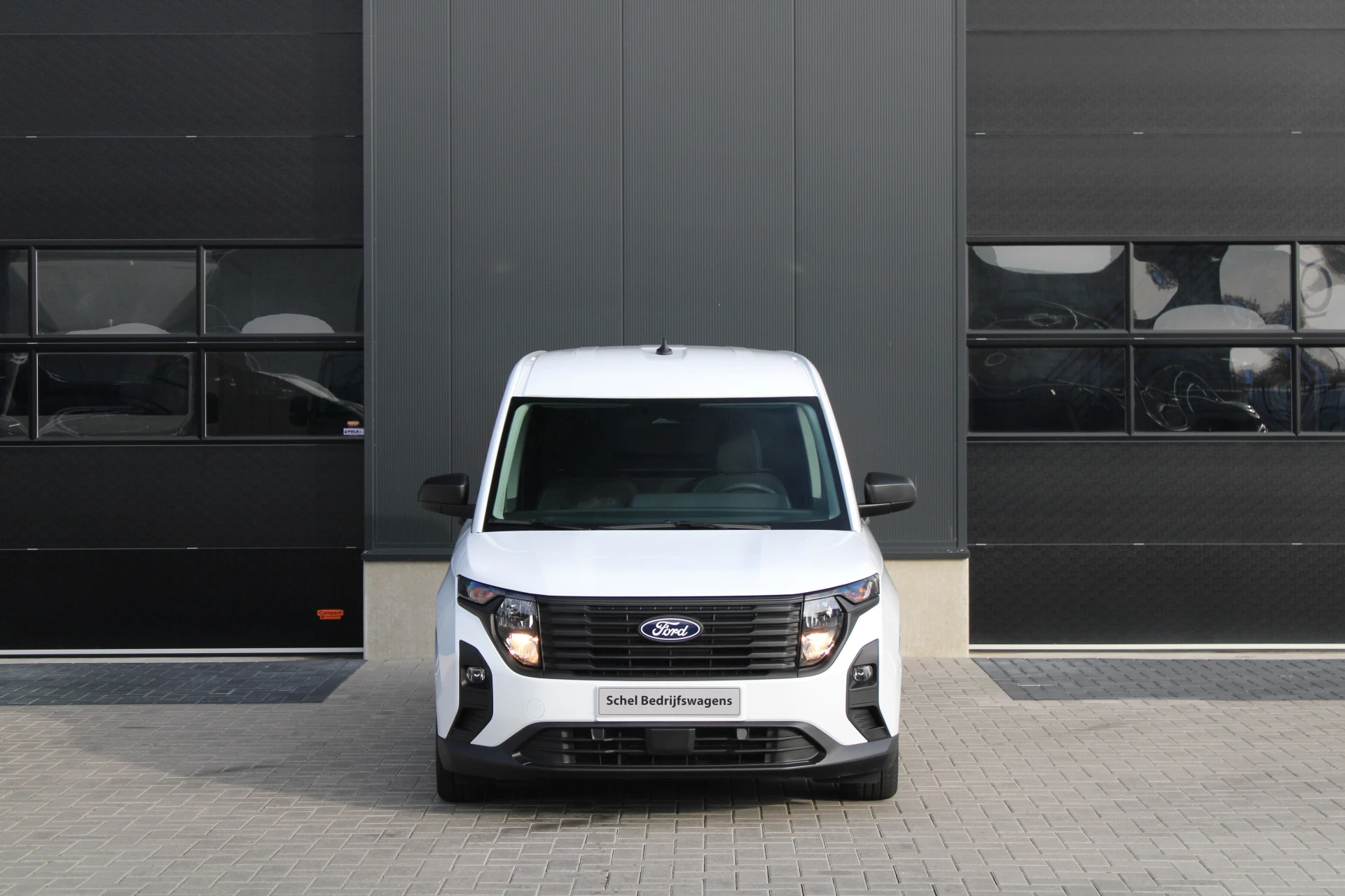 Hoofdafbeelding Ford Transit Courier