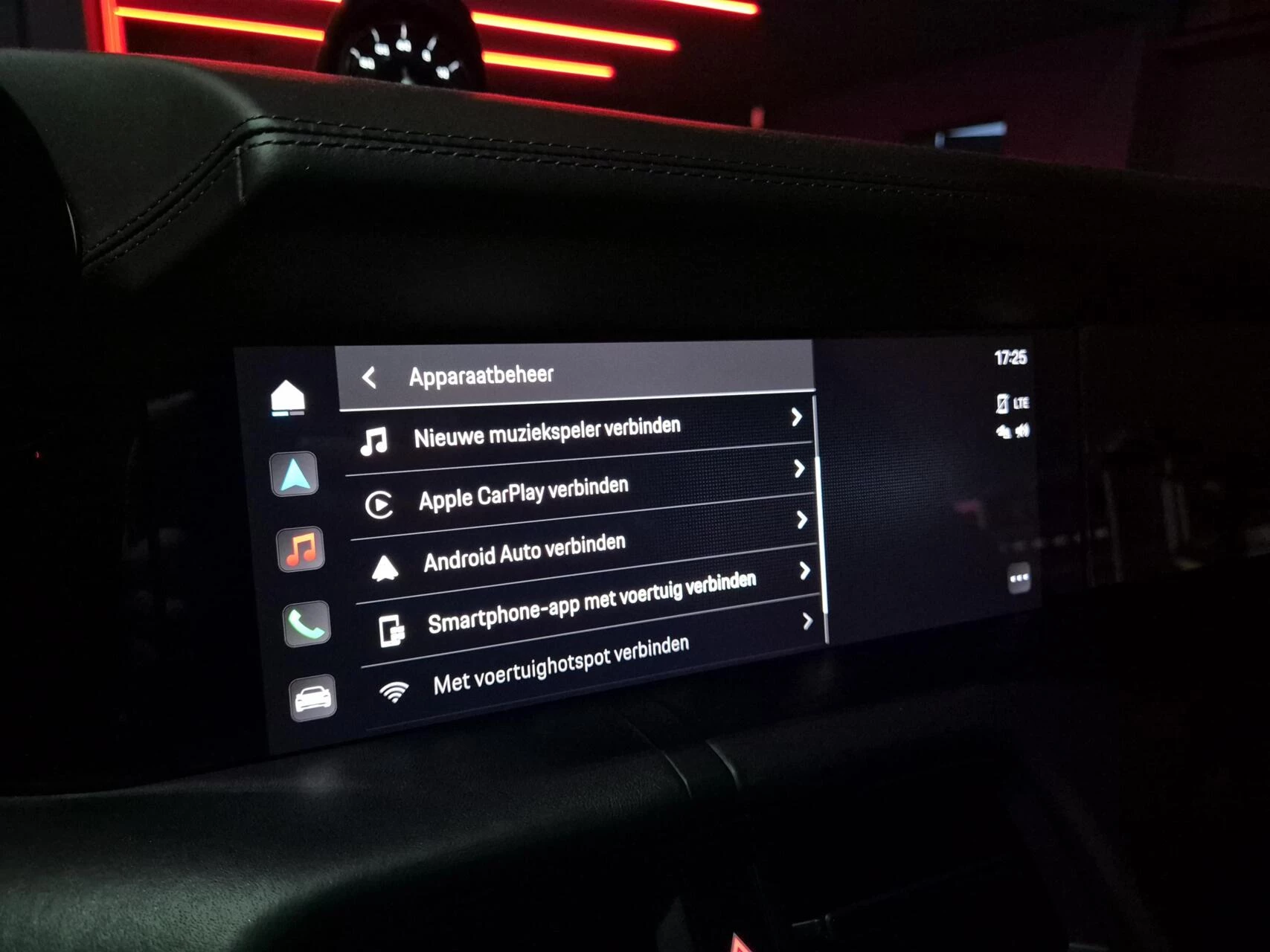 Hoofdafbeelding Porsche Taycan