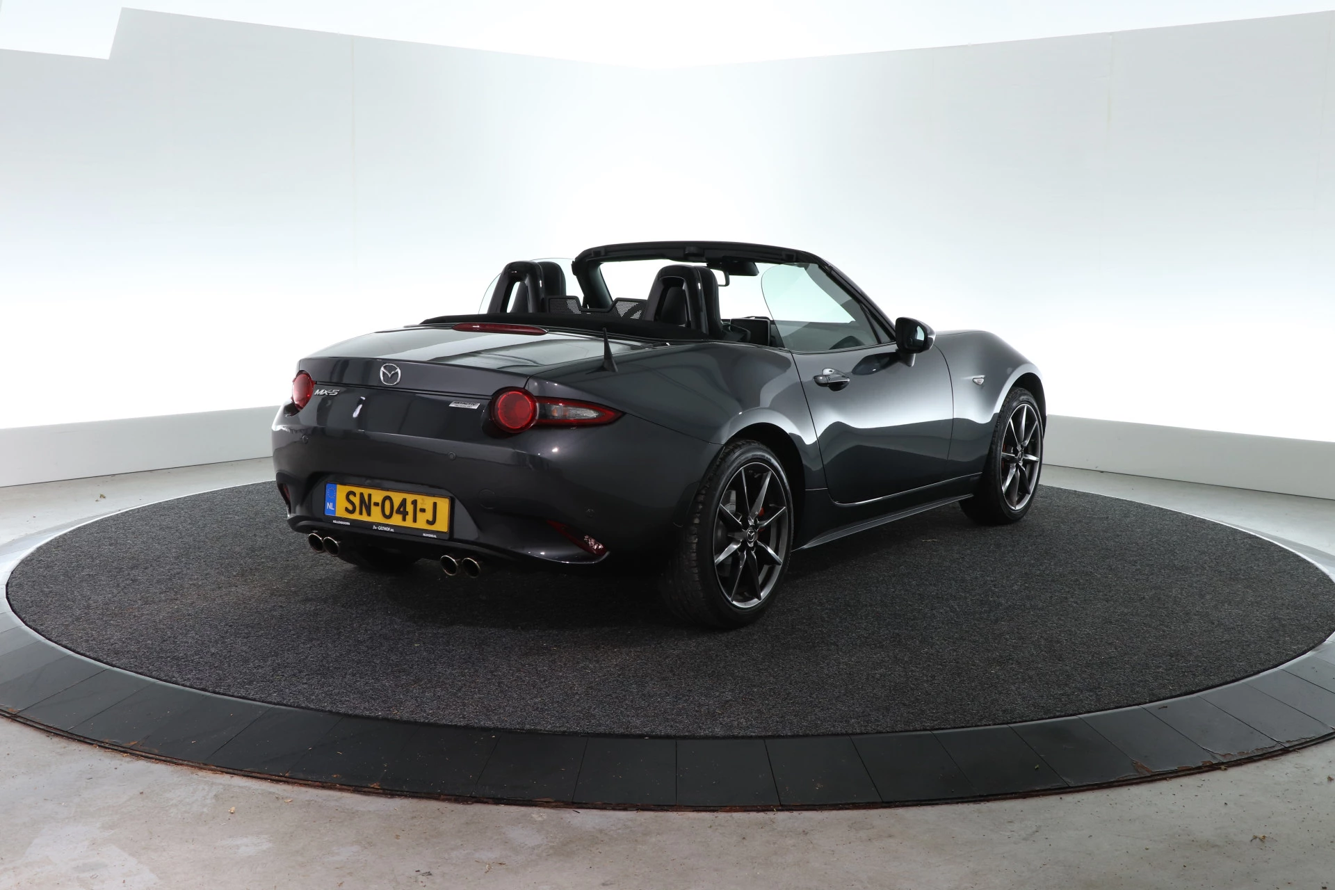Hoofdafbeelding Mazda MX-5