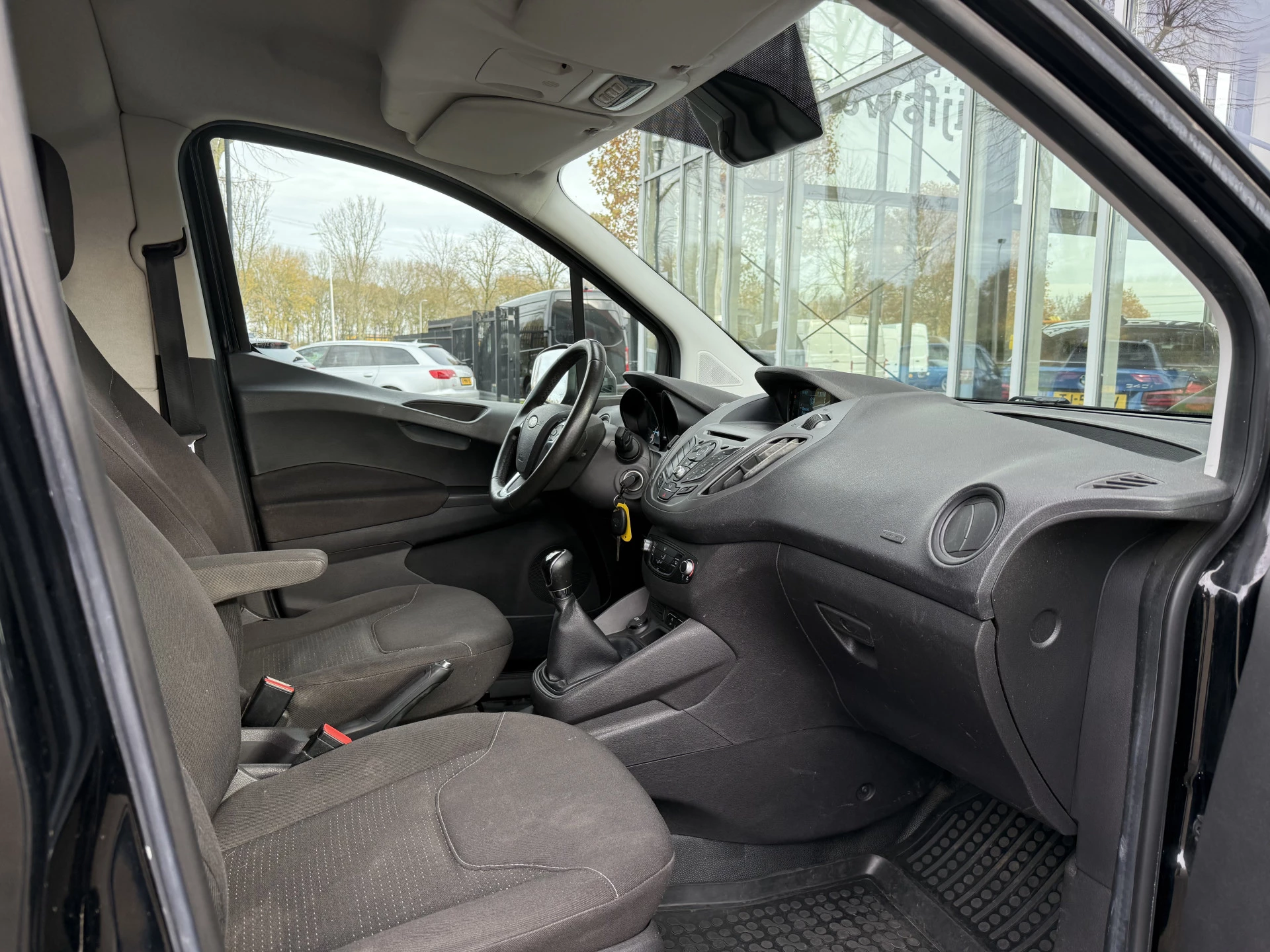 Hoofdafbeelding Ford Transit Courier
