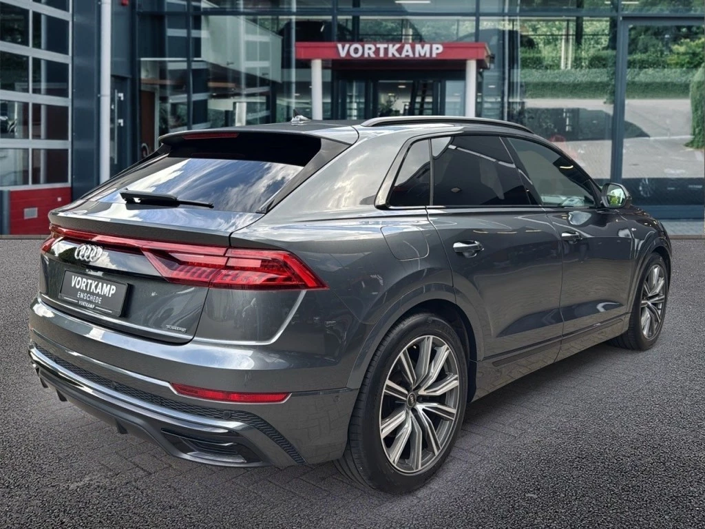 Hoofdafbeelding Audi Q8