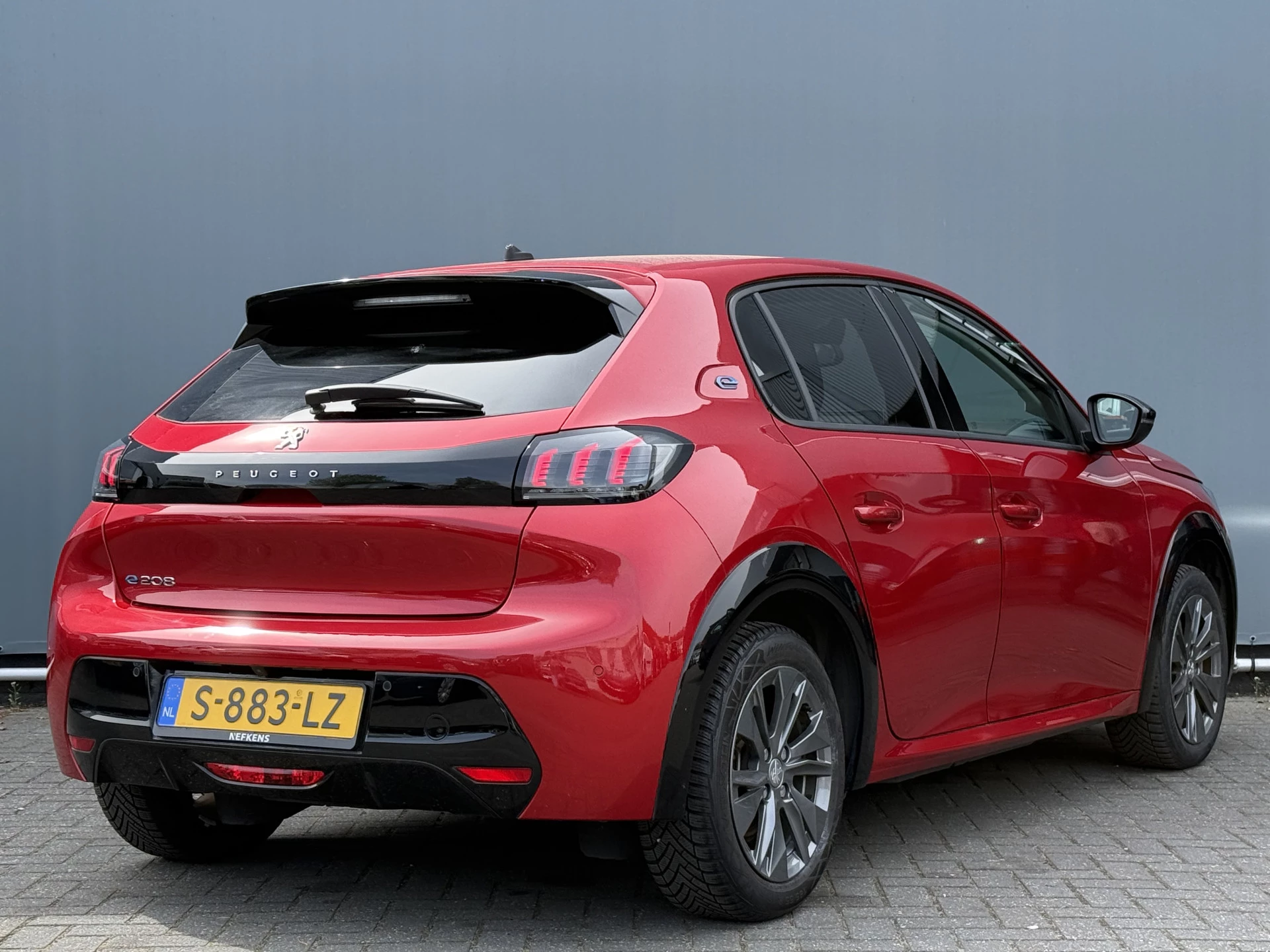 Hoofdafbeelding Peugeot e-208