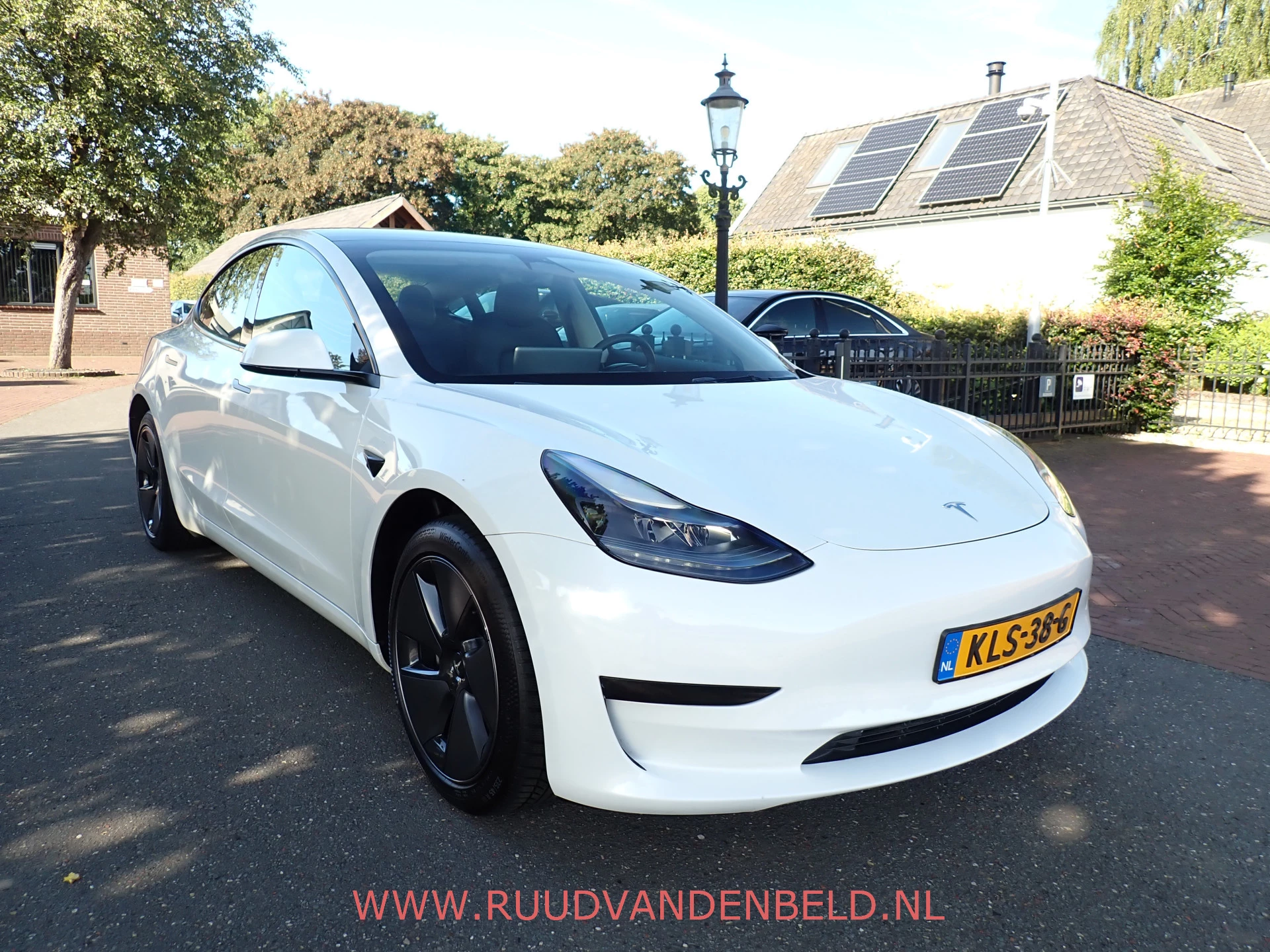 Hoofdafbeelding Tesla Model 3