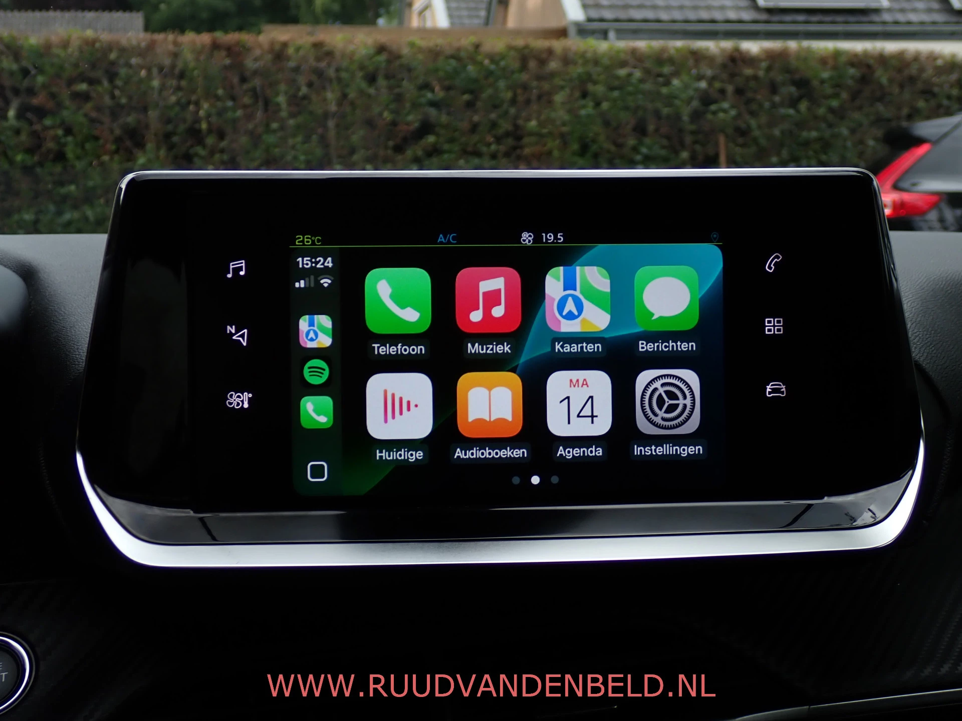 Hoofdafbeelding Peugeot e-208