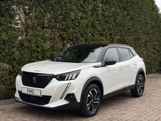 Hoofdafbeelding Peugeot 2008 Peugeot 2008 1.2 PureTech GT-line CarPlay Sfeerverlichting