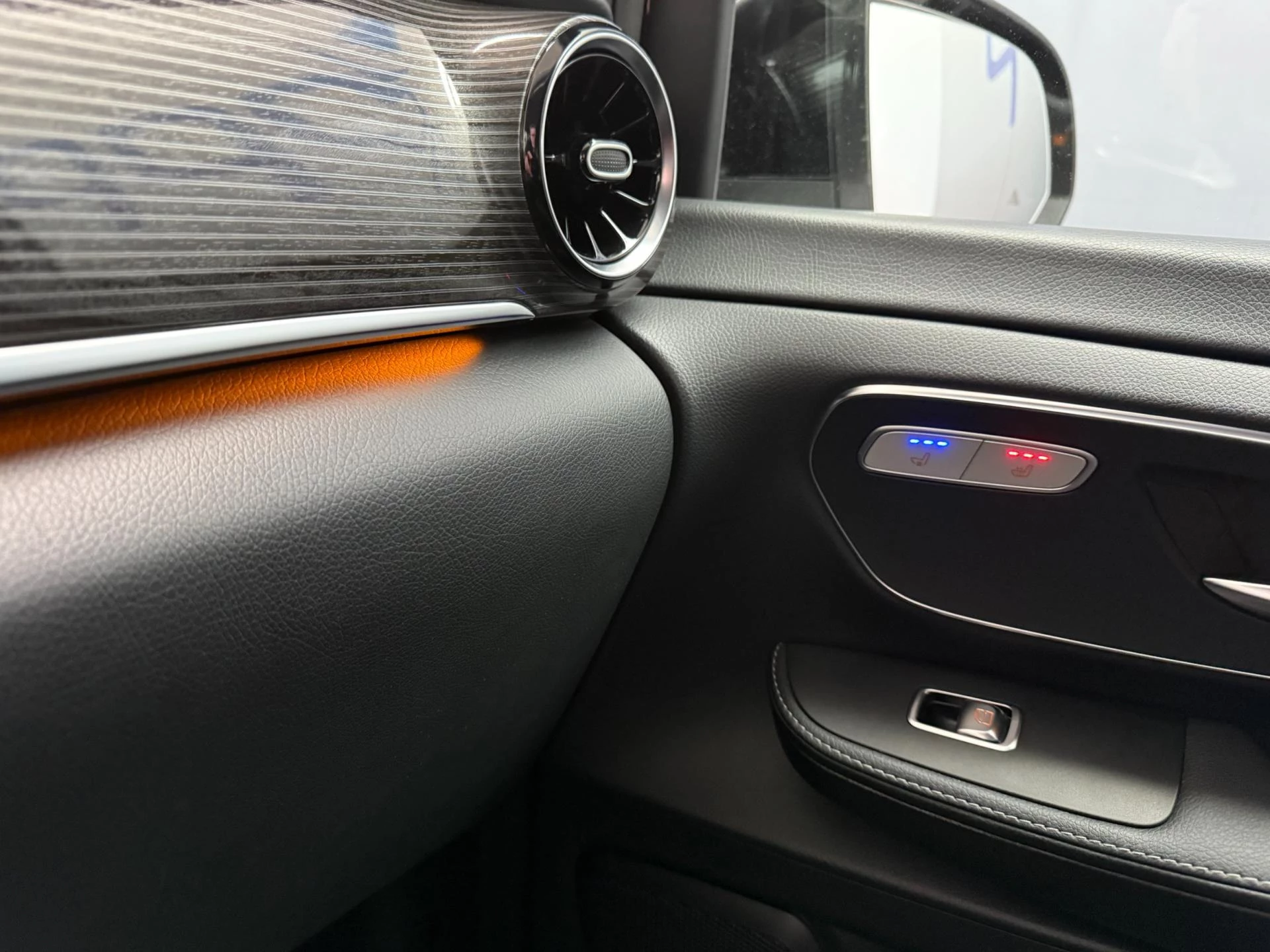 Hoofdafbeelding Mercedes-Benz EQV