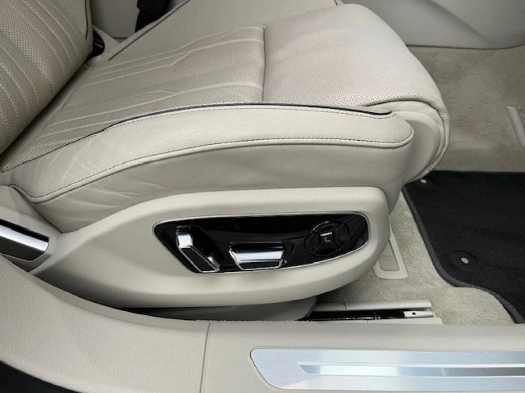 Hoofdafbeelding Audi A8