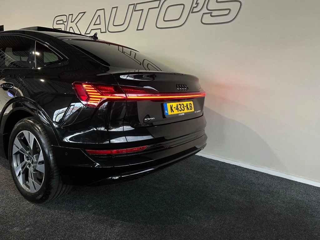 Hoofdafbeelding Audi e-tron