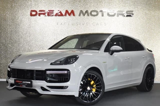 Porsche Cayenne Coupé 3.0 E-Hybrid TURBO GT 462pk | SPORTUITLAAT | PANODAK