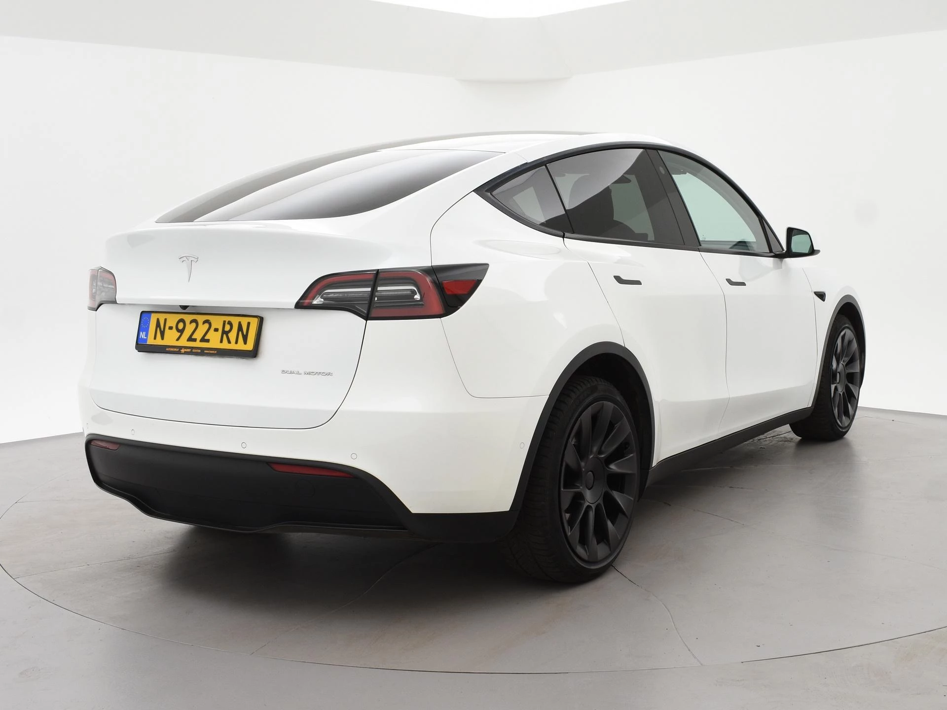 Hoofdafbeelding Tesla Model Y